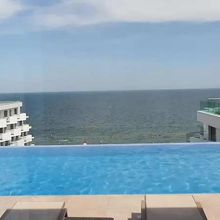 Infinity & With Private Parking,gym,sauna,jacuzzi Διαμέρισμα *